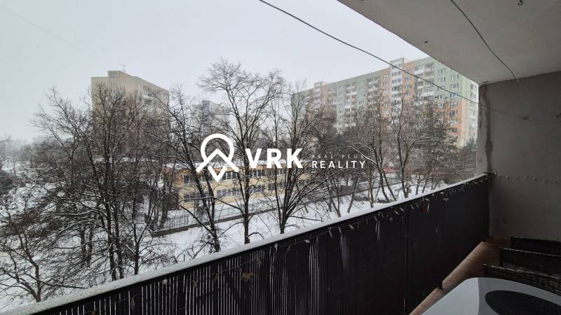 Snowy view from the balcony on Palárikova Street in Košice, Juh district.