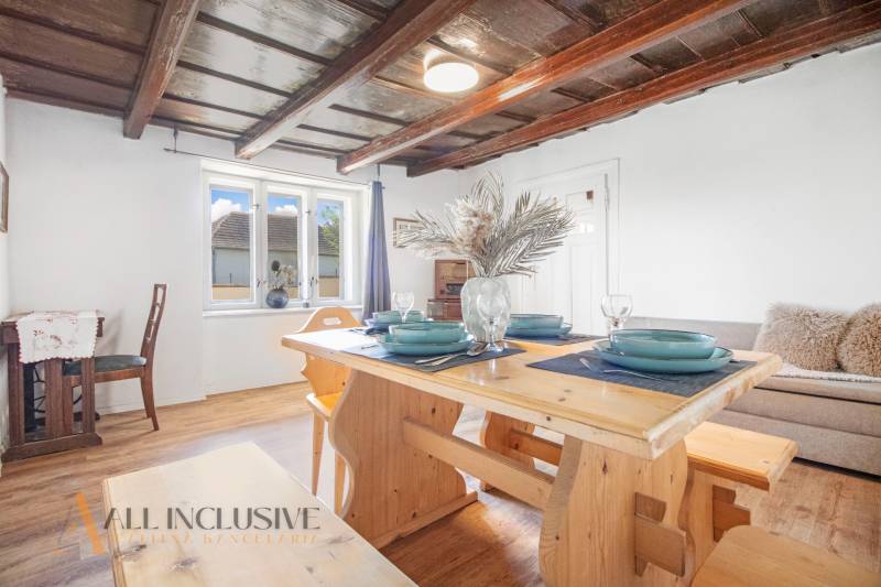 4 - 2025-06-03T145404.240.jpg