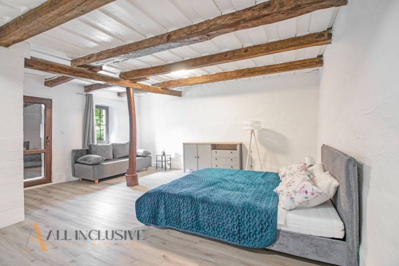 2 - 2025-06-06T172356.762.jpg