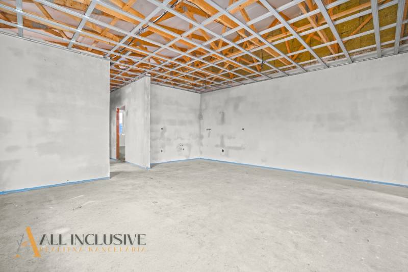 10 - 2025-12-15T123537.691.jpg