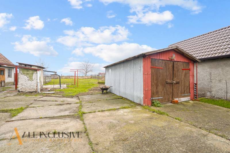 4 - 2025-12-15T125613.061.jpg