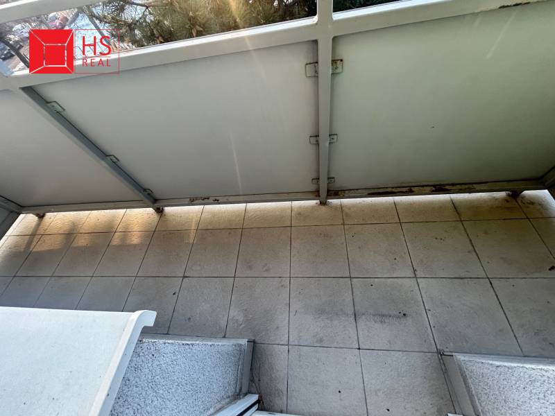 Balcony with tiles from a 3-room apartment on M. R. Štefánika in Nové Zámky.