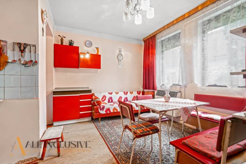 9 - 2025-10-14T130839.691.jpg