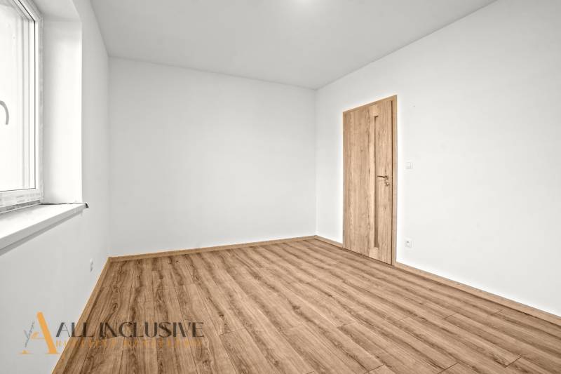 13 - 2025-10-27T101214.758.jpg