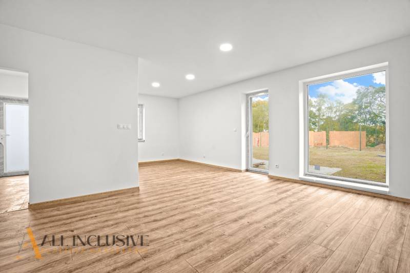 1 - 2025-10-27T101238.066.jpg