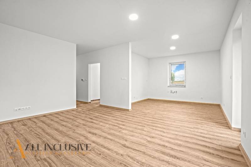 3 - 2025-10-27T101235.919.jpg