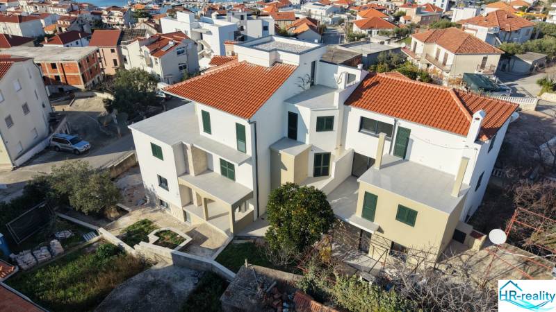 A view of the rooftops in Trogir, where a 3-bedroom apartment is located.