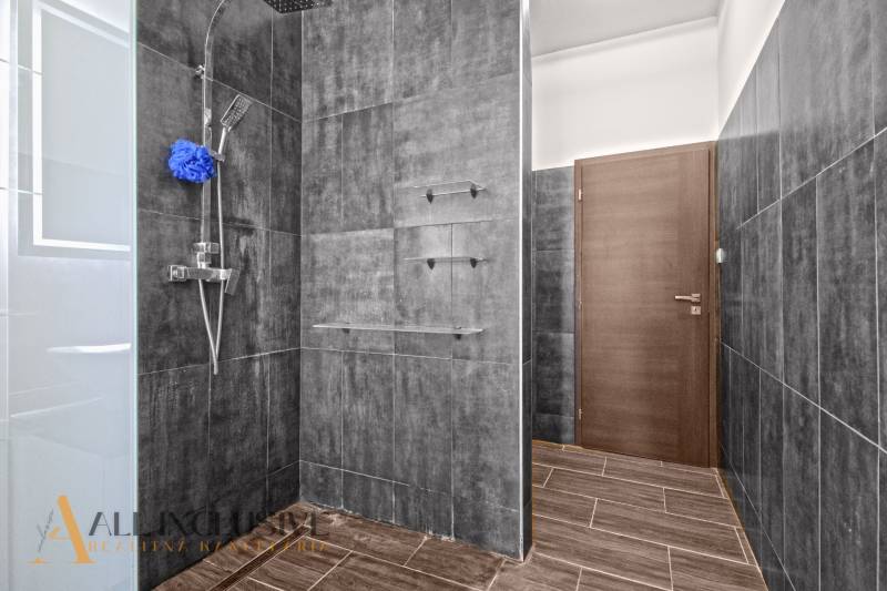 14 - 2025-08-07T153736.626.jpg