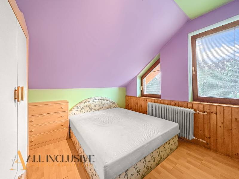 13 - 2025-12-03T092343.493.jpg