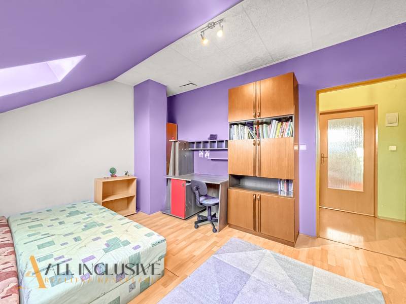 11 - 2025-12-03T092346.226.jpg