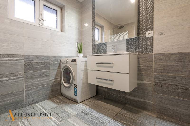 DSC01593-HDR (1).jpg