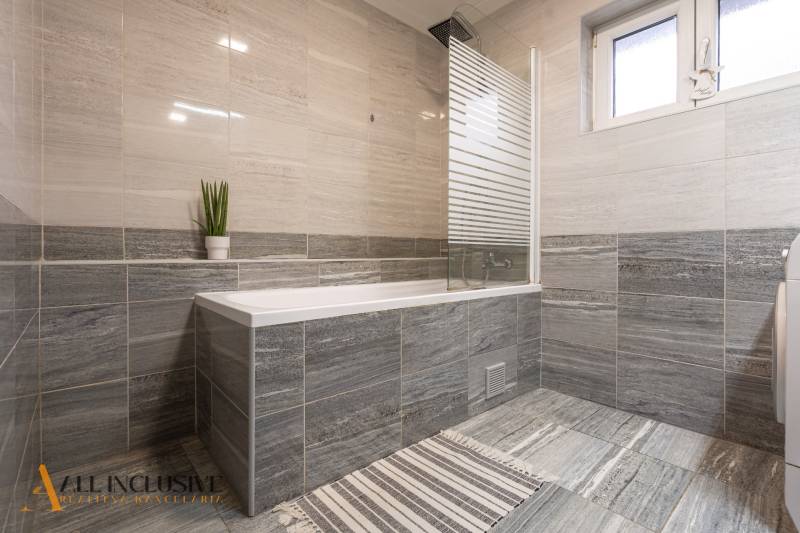 DSC01584-HDR (1).jpg