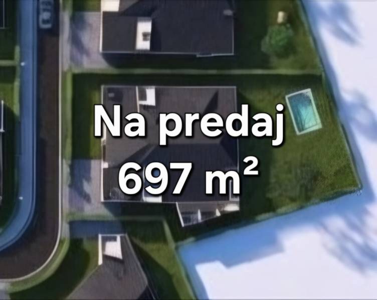 Aerial view of properties - housing in Palárikovo, with a garden and a swimming pool.