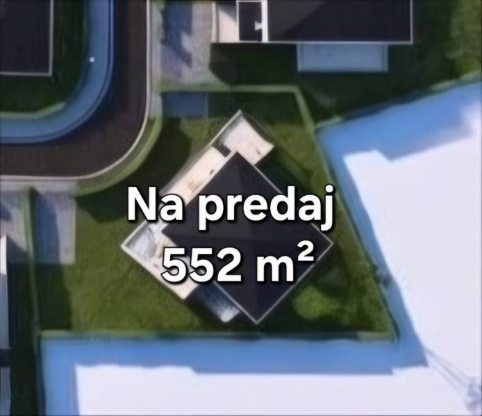 Aerial view of a residential plot with an area of 552 m² in Palárikovo.
