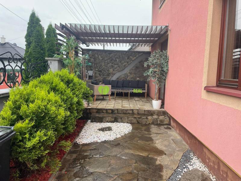 A family house on Strieborná Street in Košice - the Barcia district with a terrace.