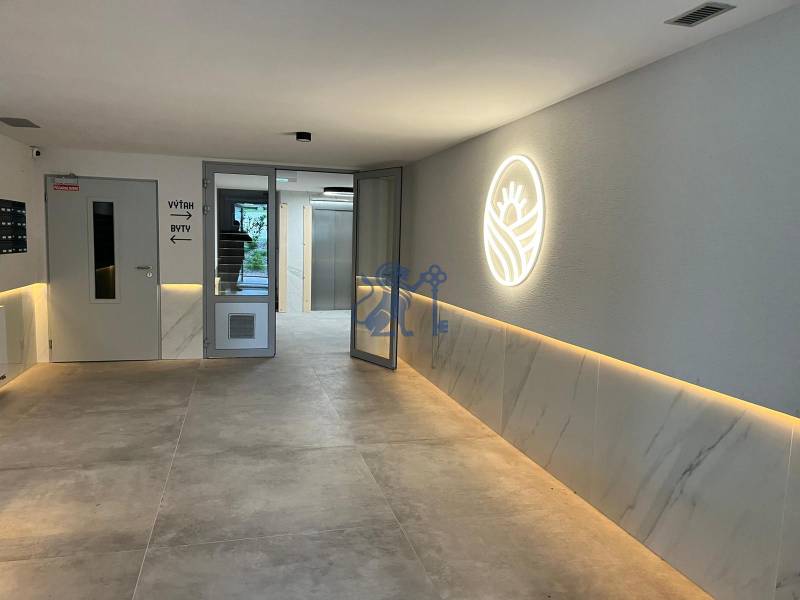 kancelarske_obchodne_priestory_rozkvet (7).jpg