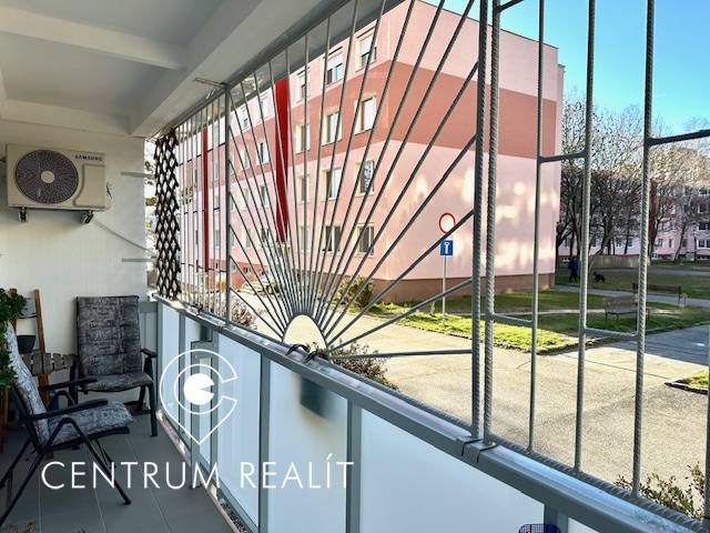 Loggia of a 1-bedroom apartment on Tilgnerova Street in Bratislava - Karlova Ves.