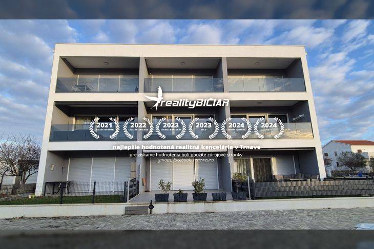Three-story vacation apartment in the town of Vrsi, on Zukve Street, with balconies and glass railings.