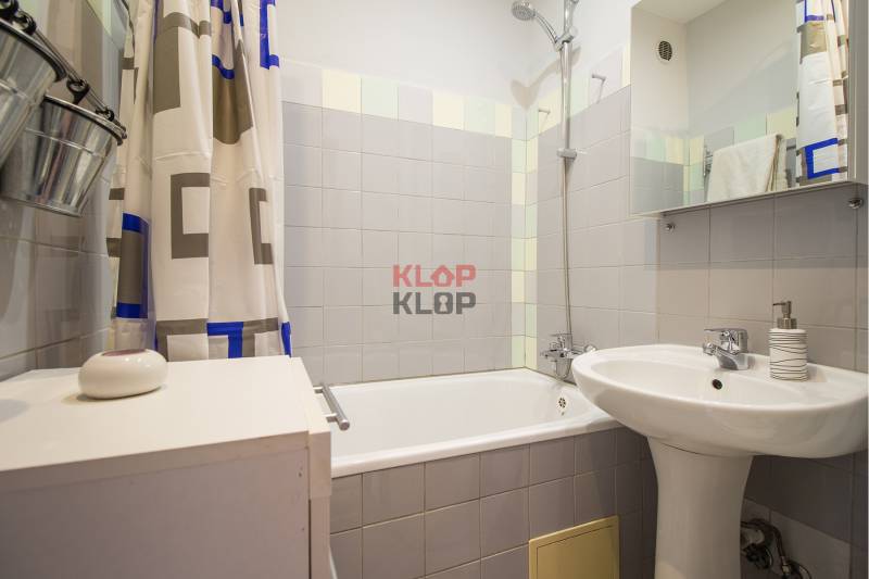 Pozrite si PRÍJEMNÝ 2i byt so ZARIADENÍM, LODŽIOU a KLIMATIZÁCIOU