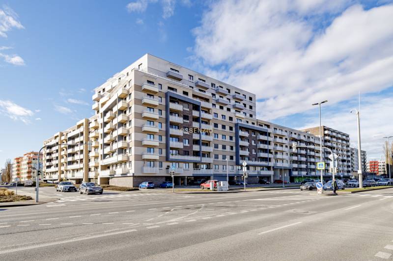 Apartment building on Na križovatkách Street in Bratislava - Ružinov, six-story with medium height.