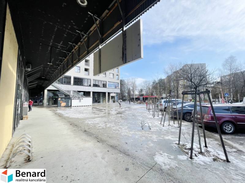 Commercial premises on Prostějovská Street in Prešov, with an outside view of the parking lot.