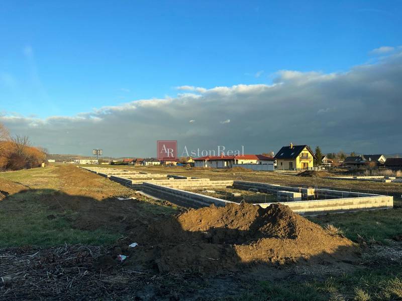 Building site on Poľnohospodárska Street in Trenčín for Land - housing.