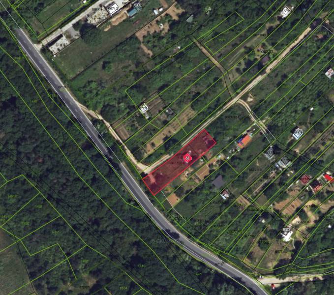 Aerial map in Hlohovec with visible plots and roads. Ideal for cottage construction.