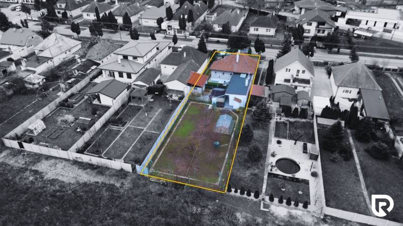 Aerial view of the house and garden on Hlavná Street in Kráľová pri Senci.