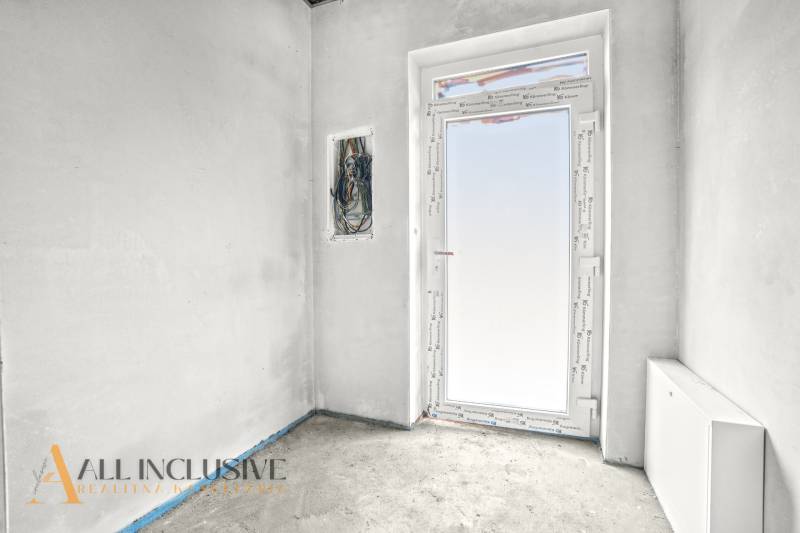 3 - 2025-12-15T123603.617.jpg