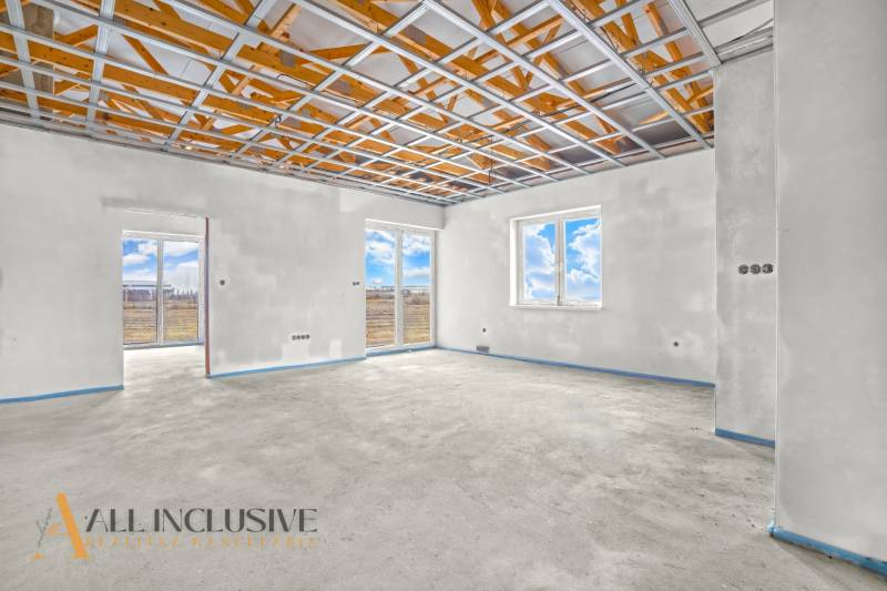 9 - 2025-12-15T123540.342.jpg