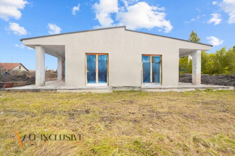 14 - 2025-12-15T123524.658.jpg