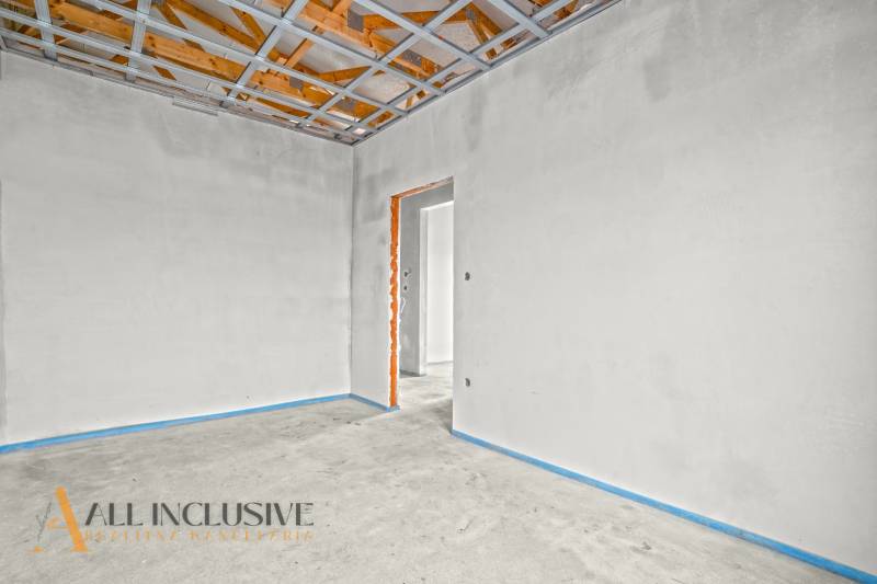 6 - 2025-12-15T123557.764.jpg