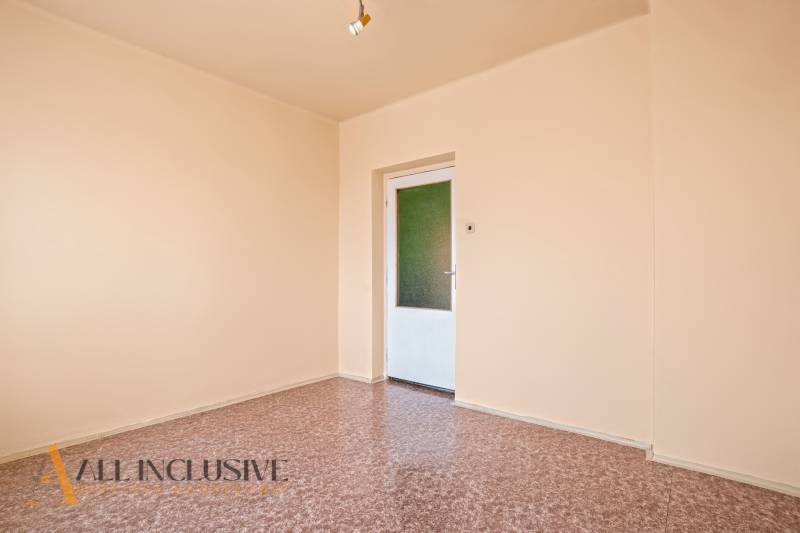 18 - 2025-11-19T104424.134.jpg