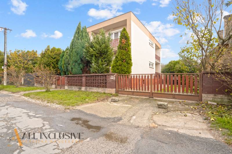 1 - 2025-11-19T104854.212.jpg