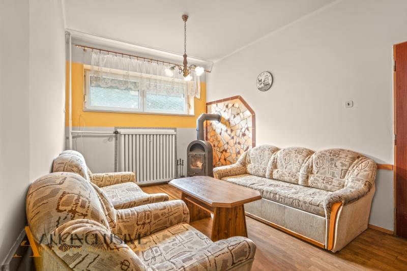 9 - 2025-11-19T104601.109.jpg