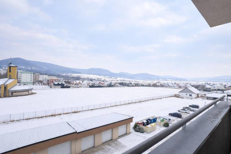 Snowy panorama from a 3-room apartment on Agátová Street in Dubnica nad Váhom.