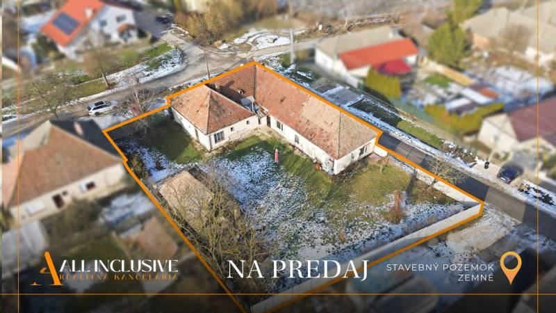Building plot for sale in the village of Zemné, marked on the aerial shot.