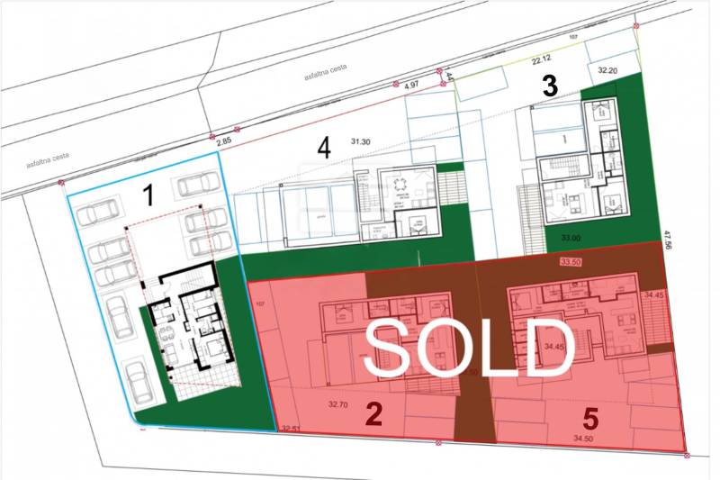 The floor plan shows the layout of a 2-room apartment, parking spaces, and surroundings in Petrčany.