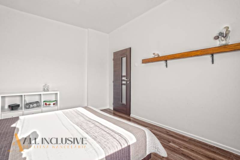 2 - 2025-11-10T112837.305.jpg