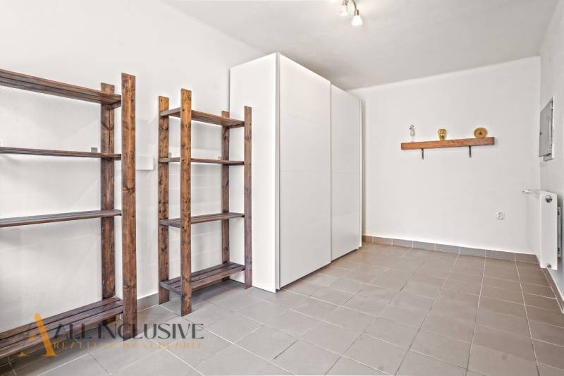 19 - 2025-11-10T113610.970.jpg