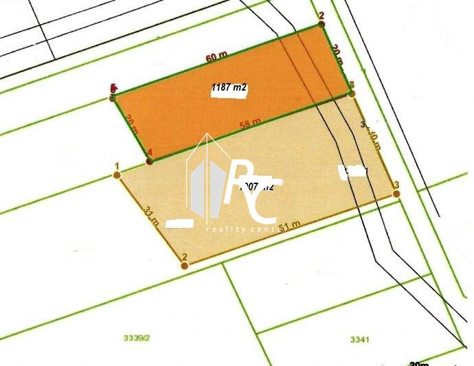 The recreational land plan in Turany shows two plots for sale.