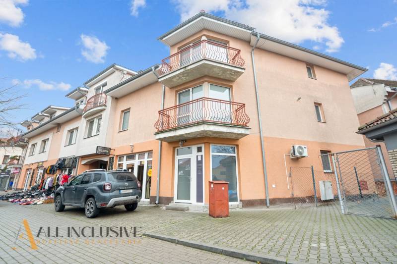 1 - 2025-12-16T142846.779.jpg