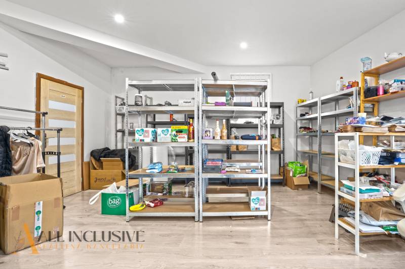 6 - 2025-12-16T142839.874.jpg