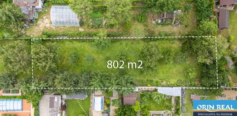 Aerial view of an 802 m² plot in Bernolákovo on Okružná.