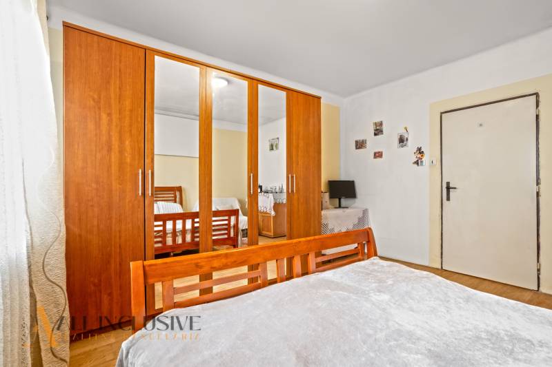 6 - 2025-10-23T133454.690.jpg