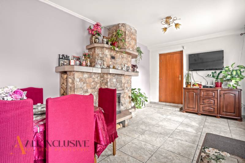 3 - 2025-10-23T133506.719.jpg