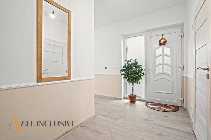 15 - 2025-11-06T132209.139.jpg