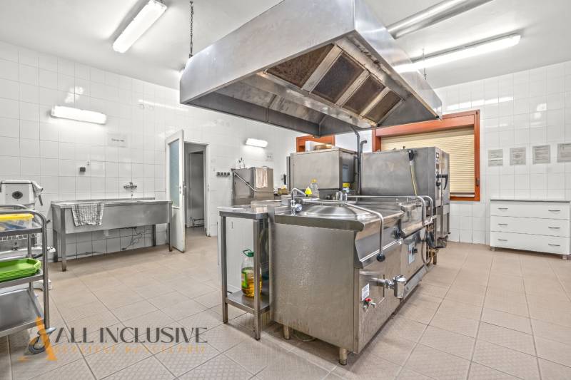 19 - 2025-12-09T103211.698.jpg