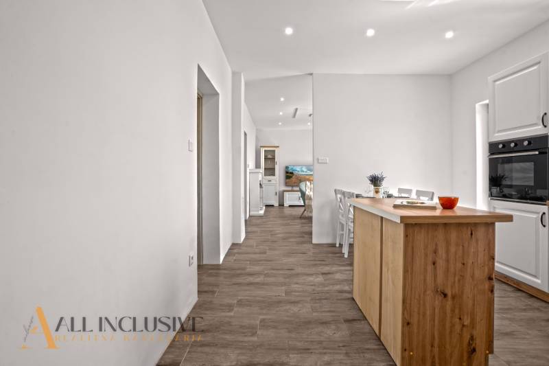 5 - 2025-08-11T142809.081.jpg