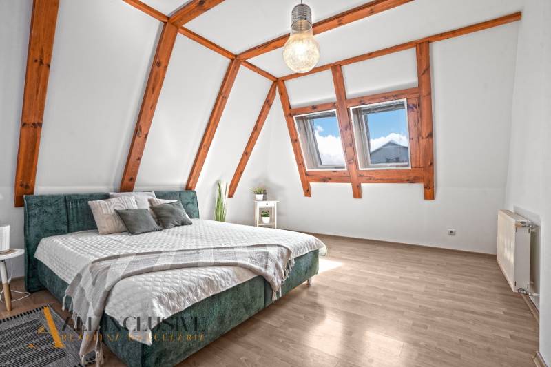 4 - 2025-08-20T120822.342.jpg